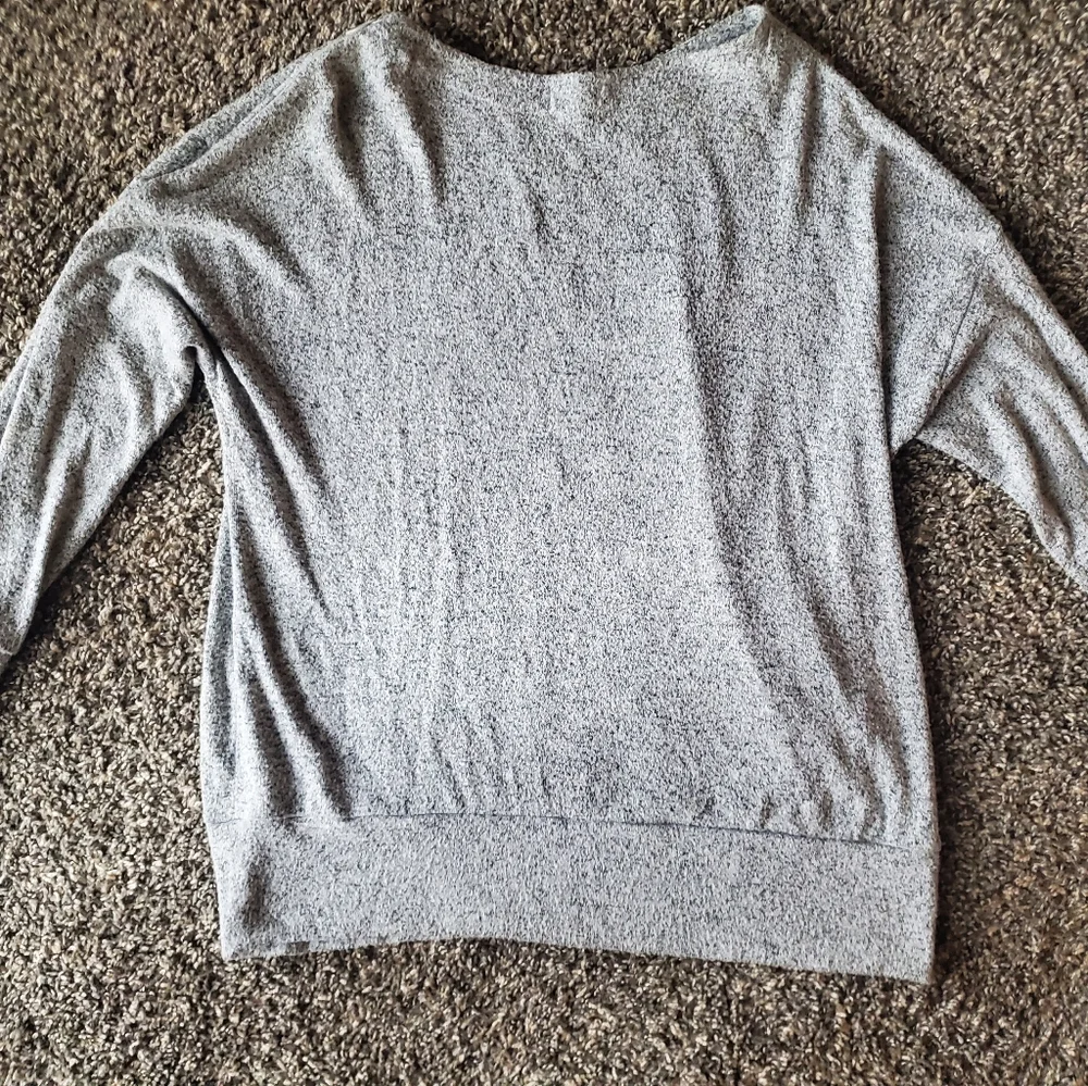 Sweater! - Picture 4 of 4
